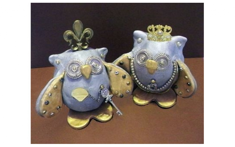 Use Hearty Clay or CelluClay to make The Royal Couple ~ designed by Debra Quartermain
